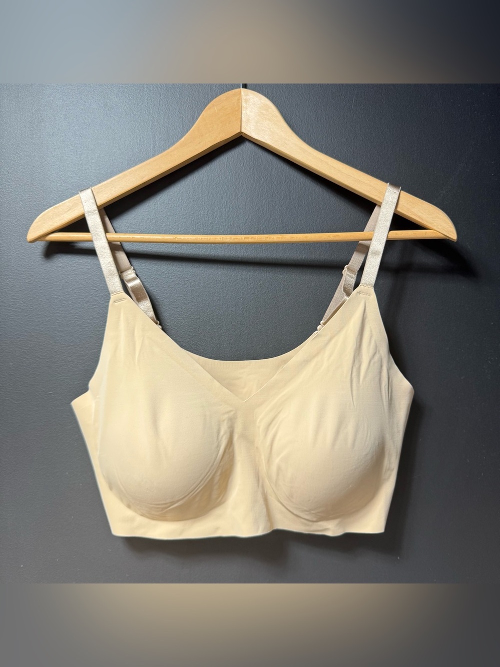 True & Co 16821 Triangle Convertible Strap Bra